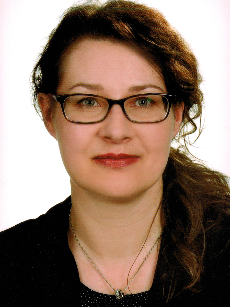ANETA SKRZYPCZAK
